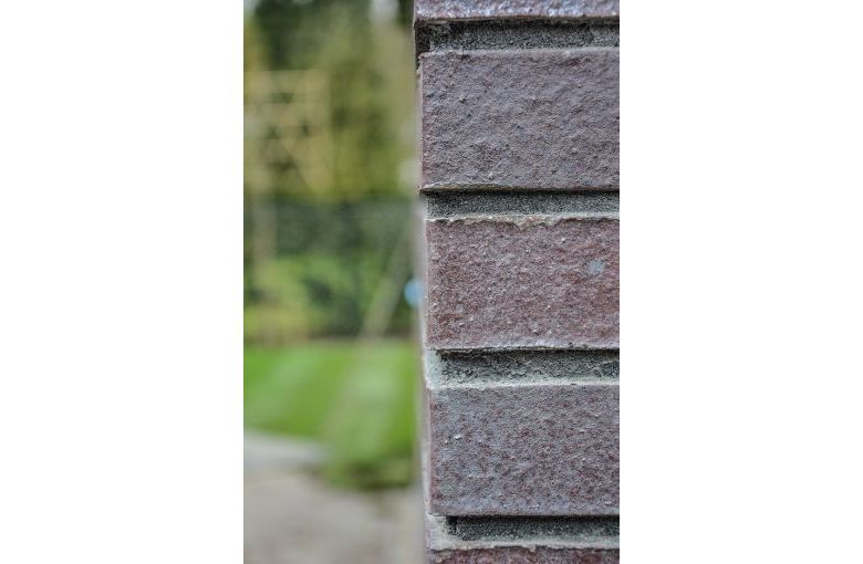 Клинкерный кирпич Muhr L10 Violettblau geflammt Mod.F40